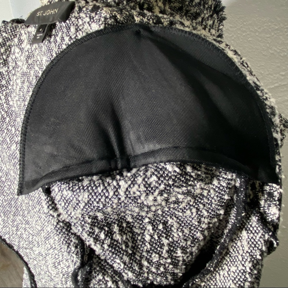 ST. JOHN animal print black knit 4-button blazer with fringe detail - Picture 12 of 14